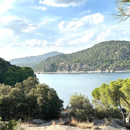 Hostal Myd Pantano Pelayos de la Presa Bagian luar foto